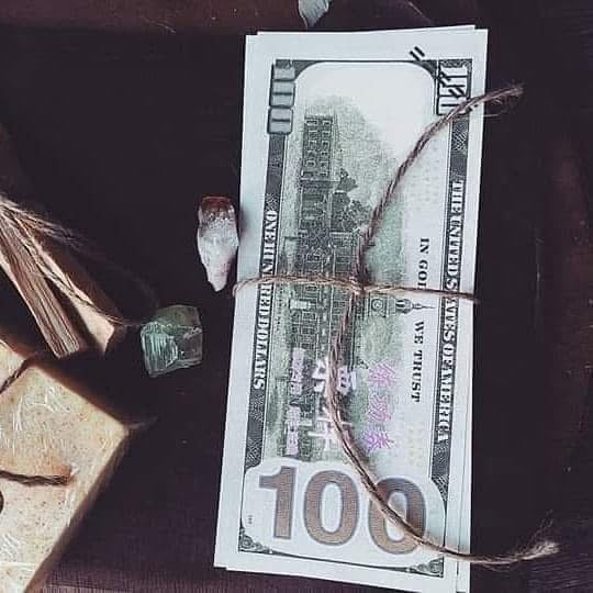 Ancestor Money (Spirit Notes)
Honor. Gratitude. Energy Returned.