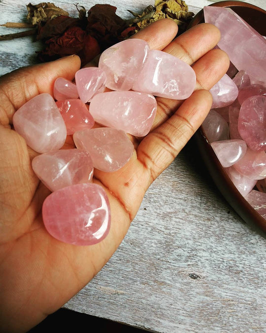 Rose Quartz Medium-Large Tumbled