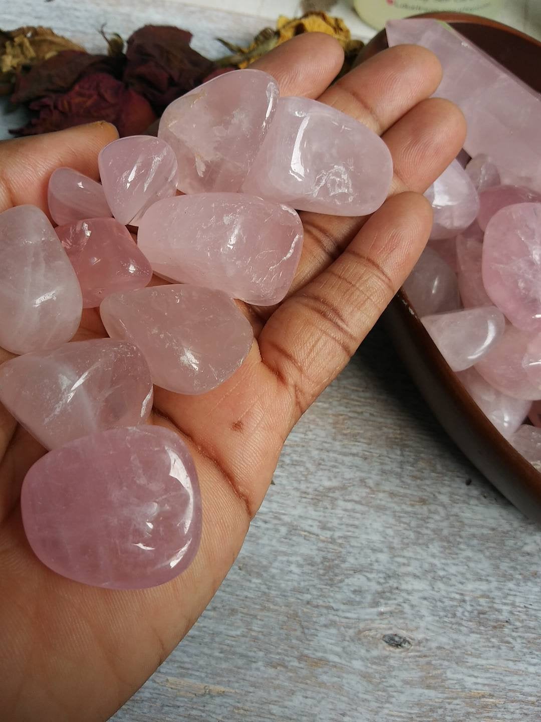 Rose Quartz Medium-Large Tumbled