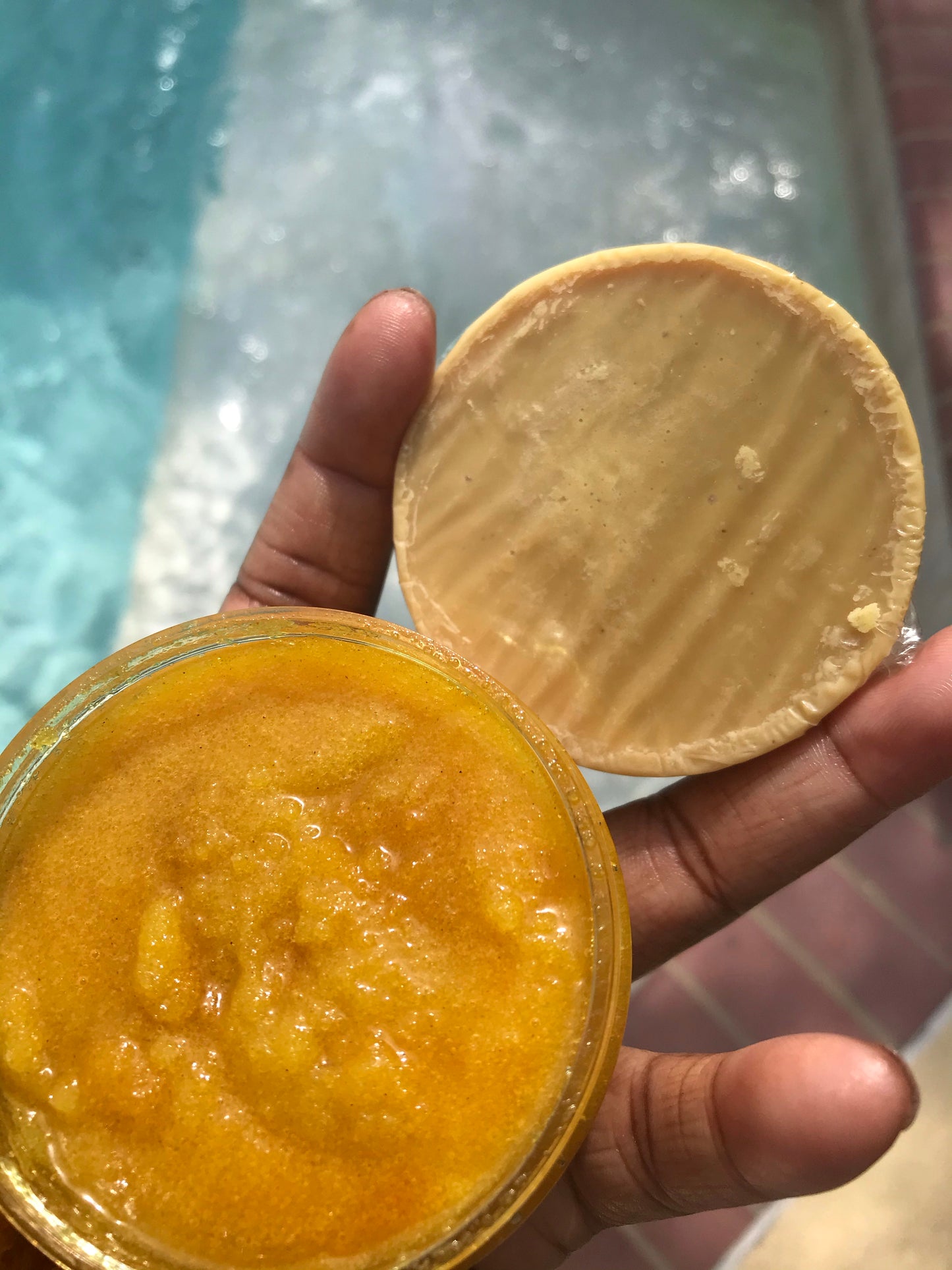 Turmeric Brightening Facial Kit